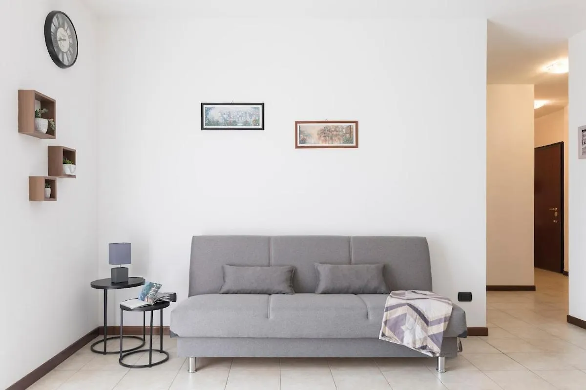Casa Angy Apartment Como
